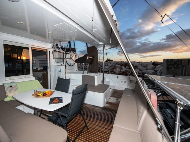 Lagoon Lagoon 40 da affittare a  Neo Klima