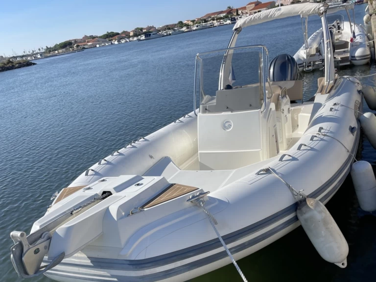 Noleggio a Port de Saint-Cyprien Méditerranée – Capelli Tempest 775 su SamBoat