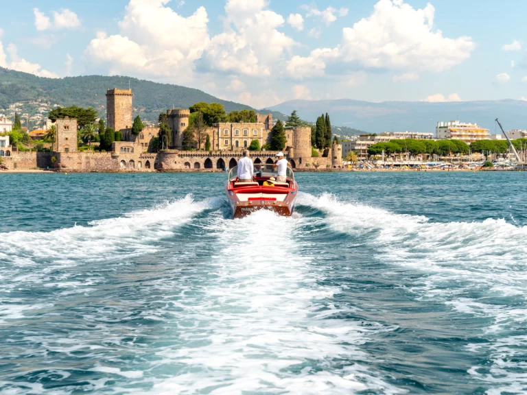 Noleggiare una Guido Abbate Eden Rock a Cannes