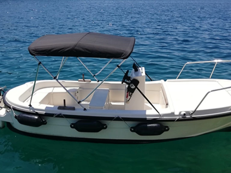 Noleggio barche Betina Open 500 a Milna su Samboat