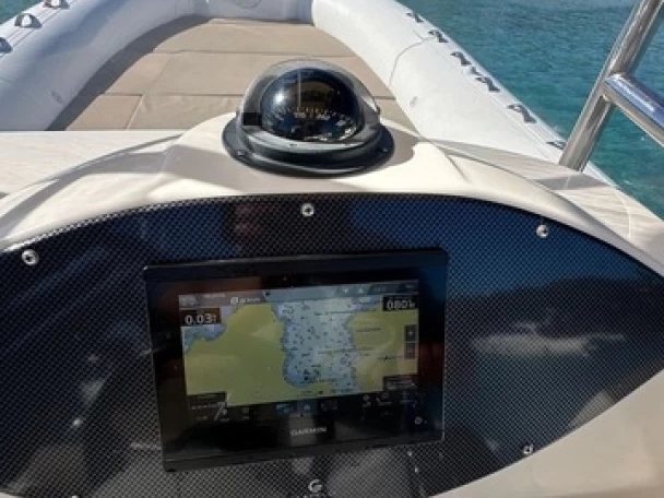 Noleggio Barca a motore a Poltu Quatu –  Capelli 900 Sun 250 HP