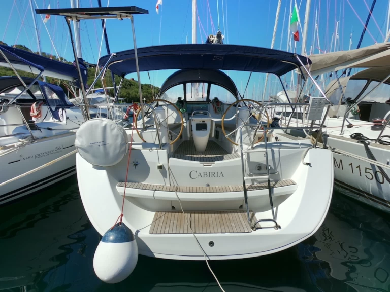 Jeanneau Sun Odyssey 39i da affittare a  Olbia