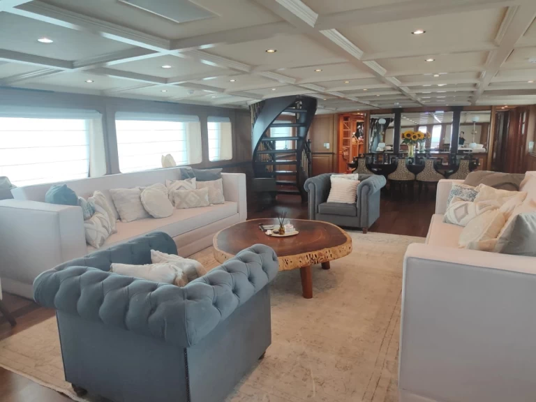 Noleggio Yacht di lusso con o senza skipper  a Álimos