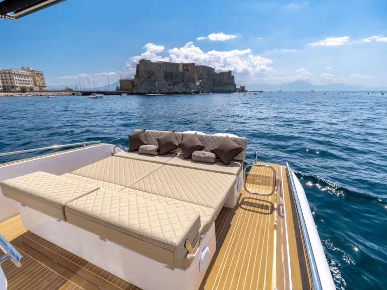 Noleggio Barca a motore Salpa con patente nautica