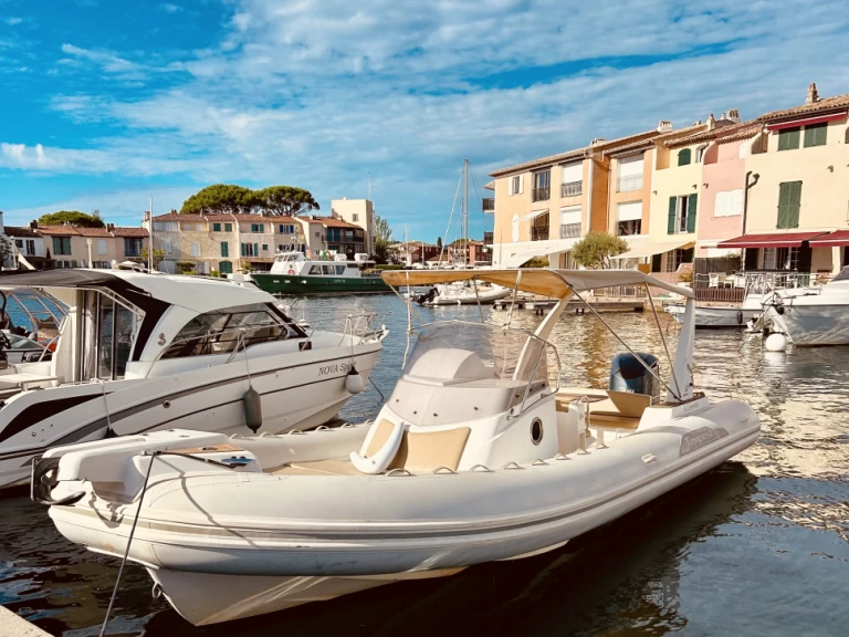Noleggio Gommone a Golfe-Juan – Capelli Tempest 850 WA
