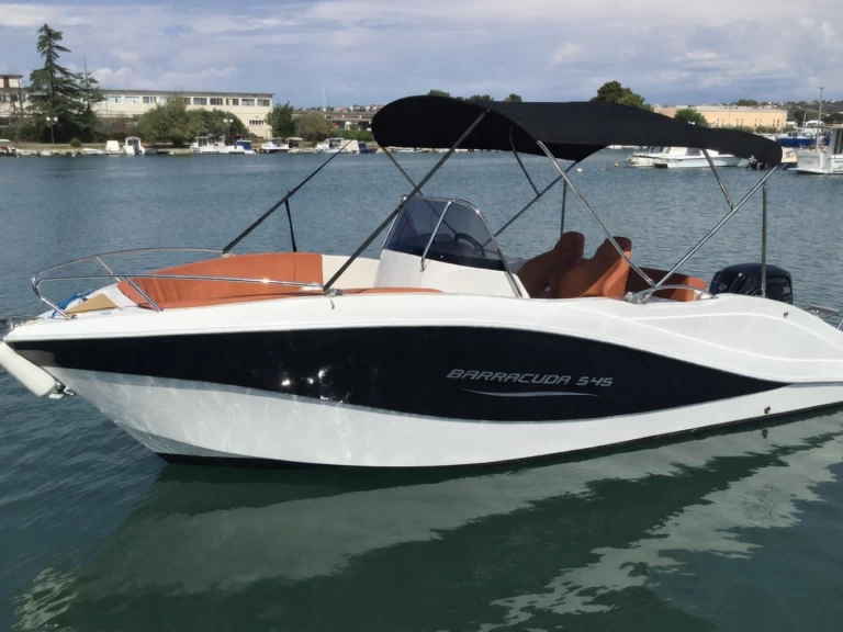 Barca a motore a noleggio a Medulin al miglior prezzo