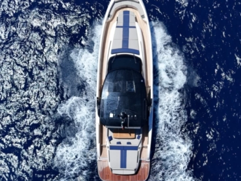 Noleggio Barca a motore a Sorrento – Cayman 540 walk around