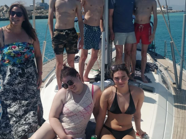 Barca a vela a noleggio a Rodi (Citta) al miglior prezzo