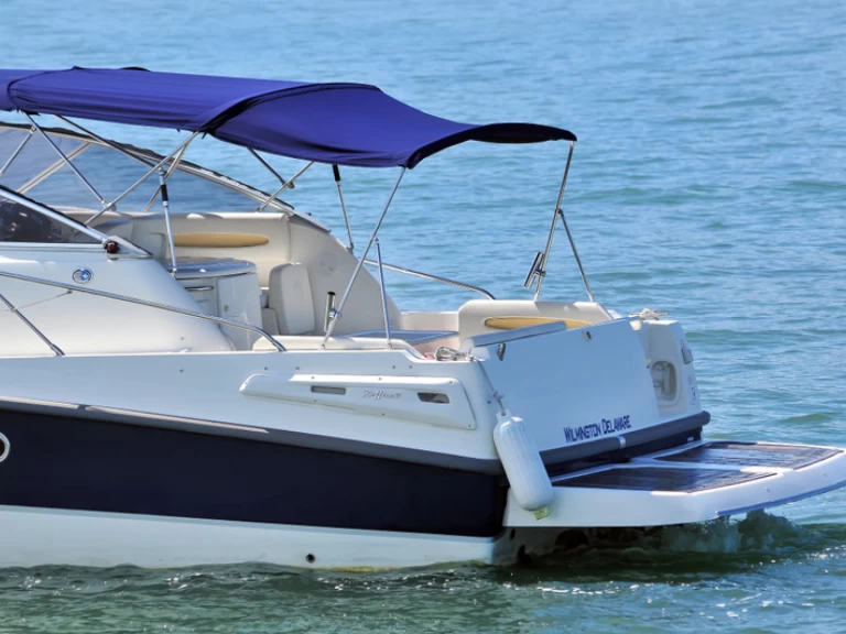 Noleggio Barca a motore Cranchi con patente nautica