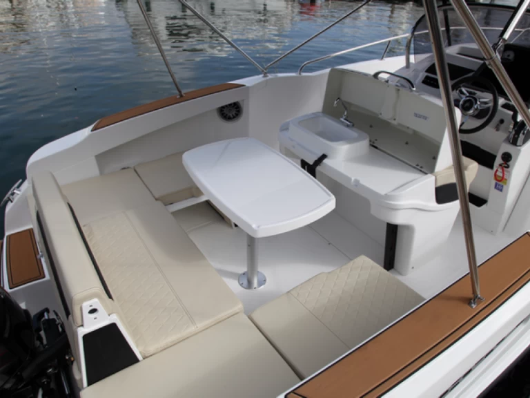 Noleggio barche Karnic SL601 New! a Sant Antoni de Portmany su Samboat