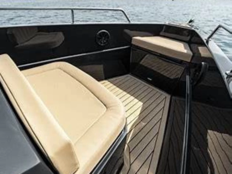 Nuva Nuva M6 Open da affittare a  Alicante