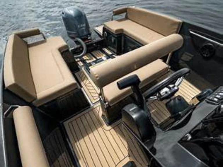 Noleggio a Alicante – Nuva Nuva M6 Open su SamBoat