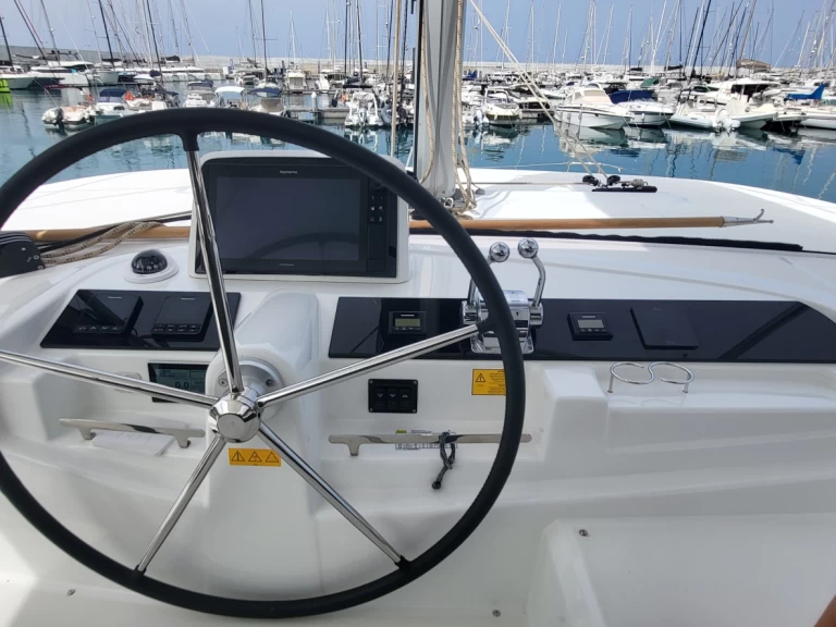 Noleggiare una Lagoon Lagoon 46 a Rio Marina