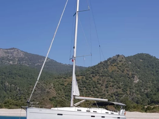 Noleggio Barca a vela Bavaria con patente nautica