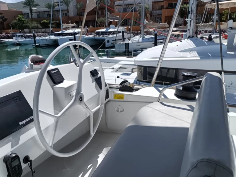 Noleggio Catamarano con o senza skipper Bali a La Paz