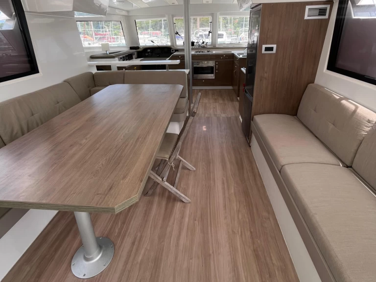 Noleggio Catamarano con o senza skipper Bali a Saint George's