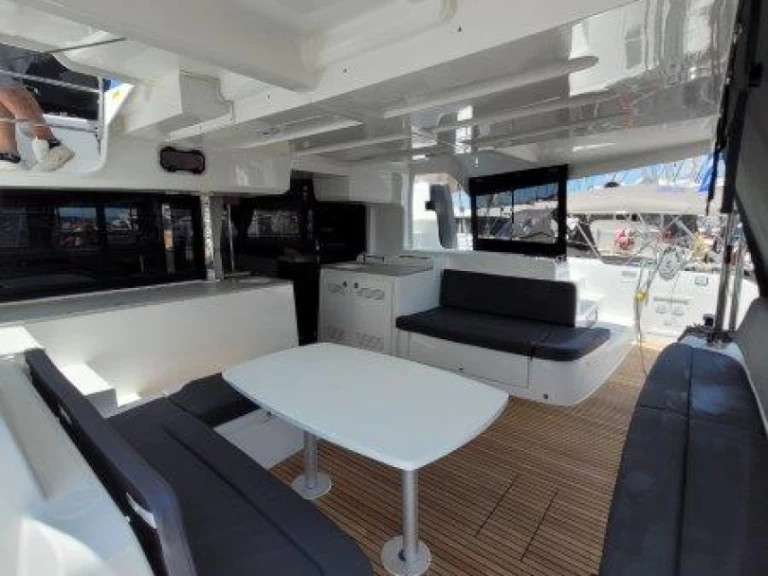 Noleggio barche Lagoon Lagoon 46 a Nydri su Samboat