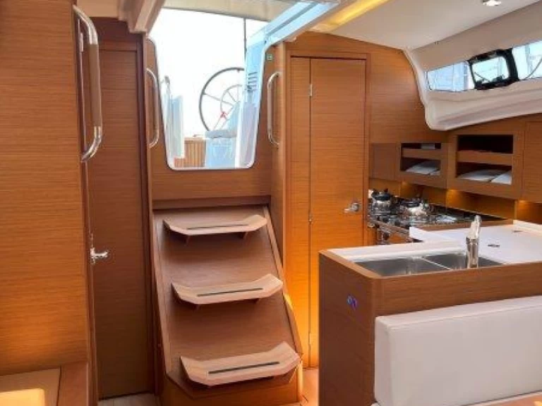 Noleggio Barca a vela a Lávrio – Jeanneau Sun Odyssey 380