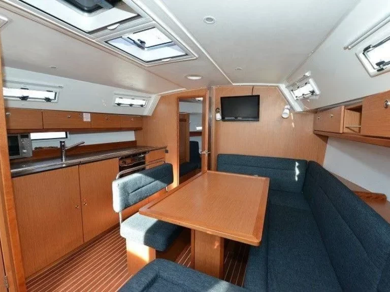 Noleggiare una Bavaria Cruiser 40 a Primošten