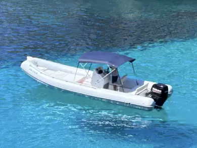 Noleggio Gommone COSRARICA con patente nautica