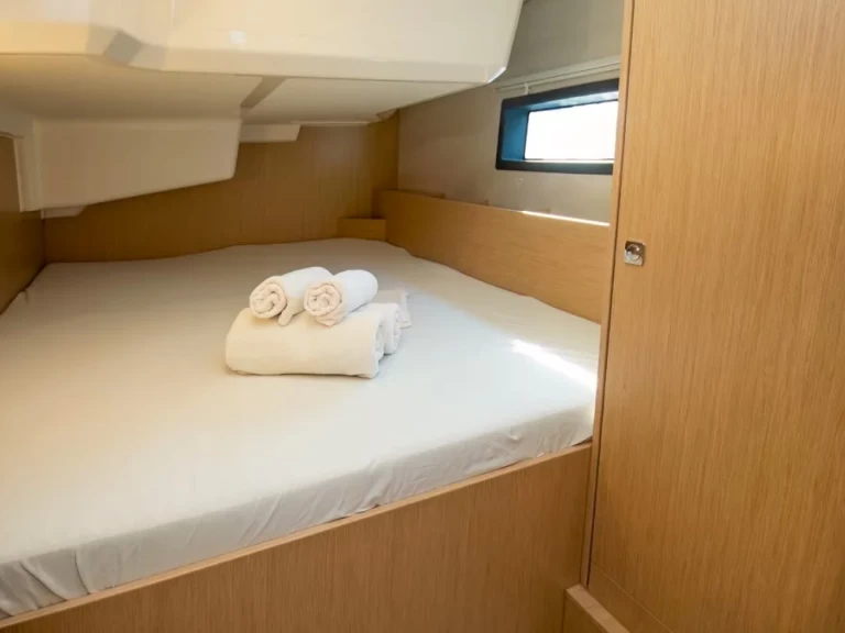 Noleggio barche Cogolin economico Bavaria C38