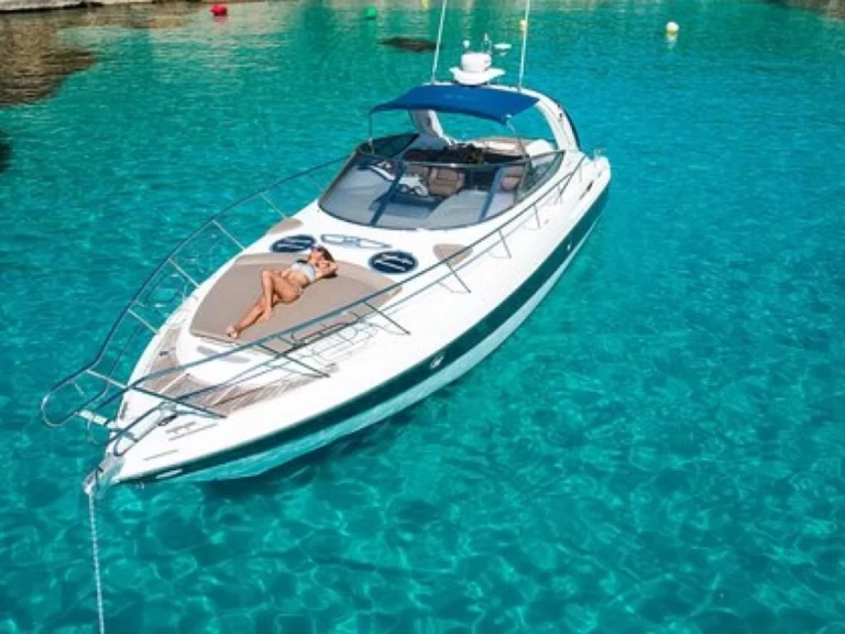 Cranchi Endurance 39 da affittare a  Miami