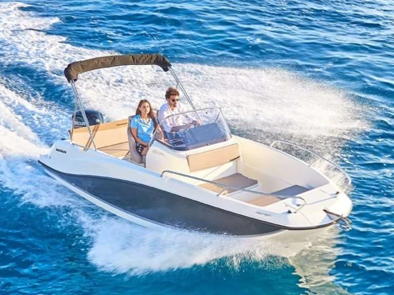 Noleggiare una Quicksilver Activ 605 Open a Calp / Calpe