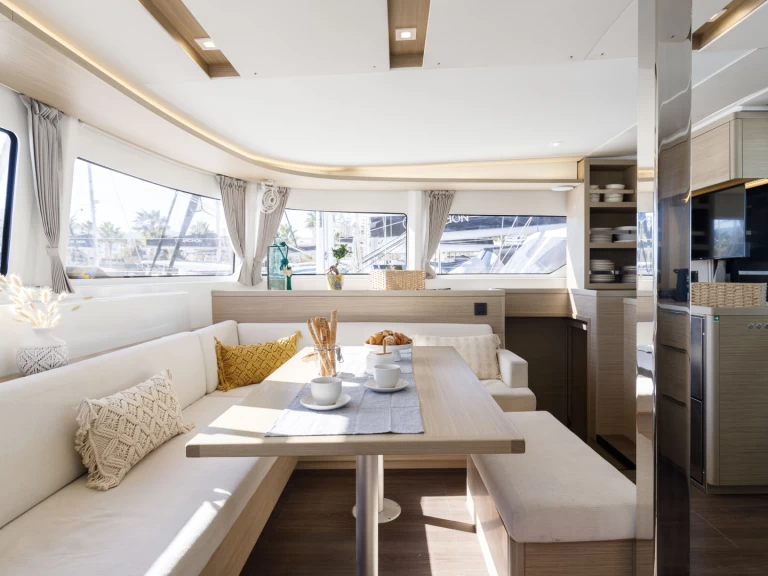 Noleggio barche Lagoon Lagoon 46 a Rodi (Citta) su Samboat