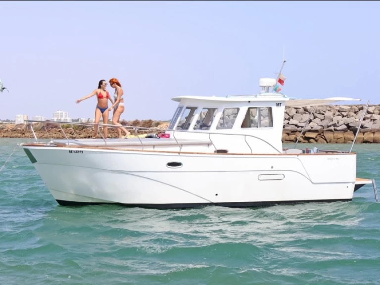 Noleggio a Marina de Portimão – Ribera 980 su SamBoat