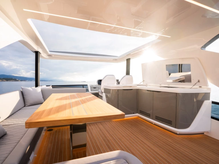 Noleggio Barca a motore a Saint-Jean-Cap-Ferrat – Pearl Yachts Pearl 63