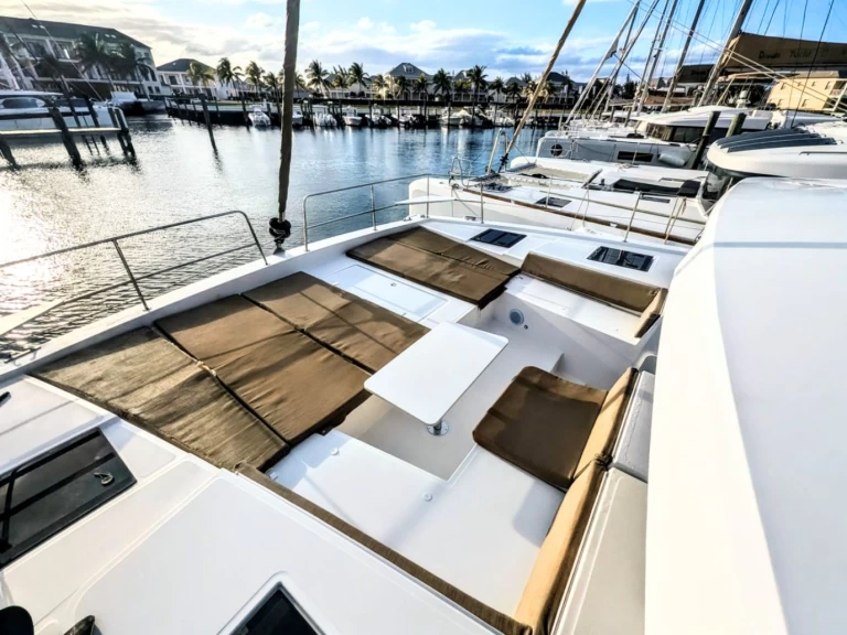 Noleggio barche Nassau economico Bali 4.4