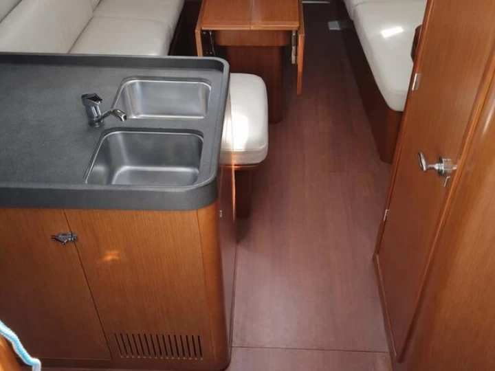 Noleggio Barca a vela con o senza skipper Bénéteau a Néa Péramos