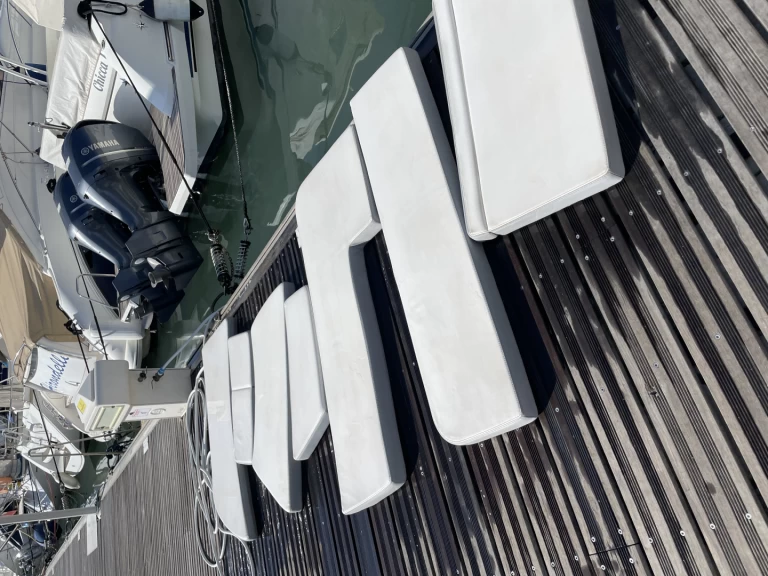 Noleggio Gommone Zodiac con patente nautica