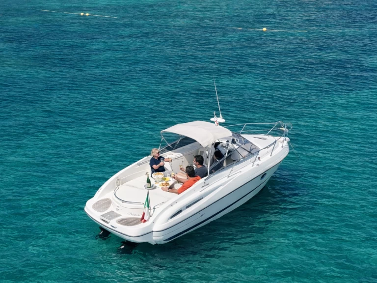 Noleggio Barca a motore Cranchi con patente nautica