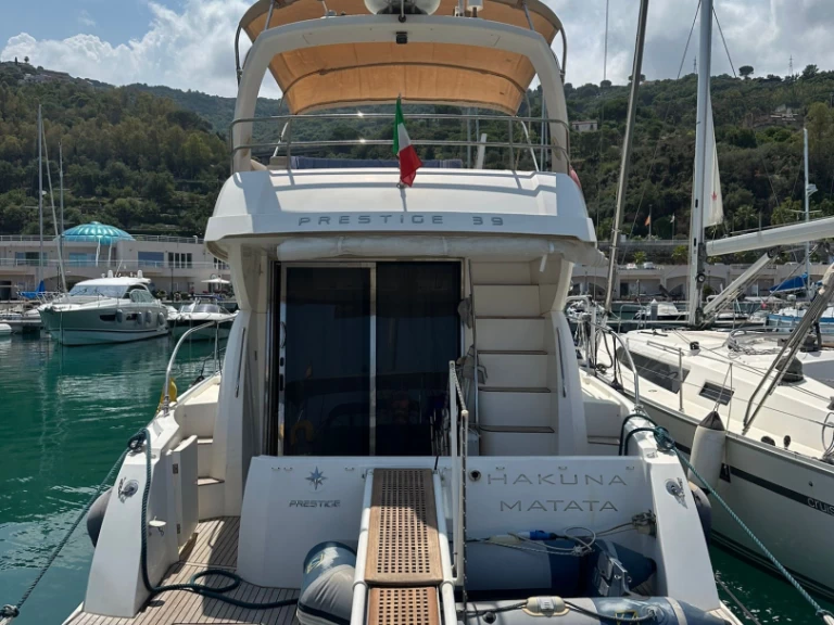Noleggio Barca a motore a Milazzo – Prestige Prestige 390 S