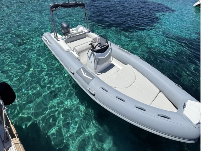 Noleggio Gommone Marsea con patente nautica