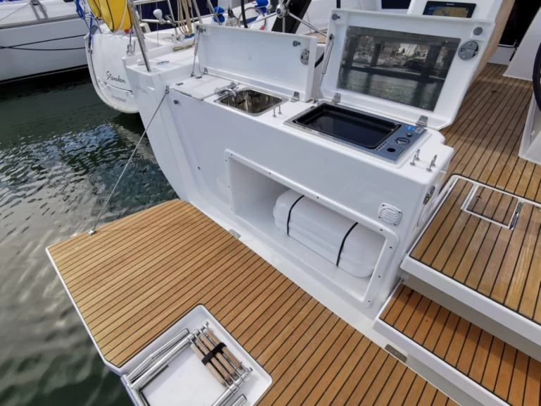 Noleggio a Lefkáda – Dufour Dufour 390 su SamBoat