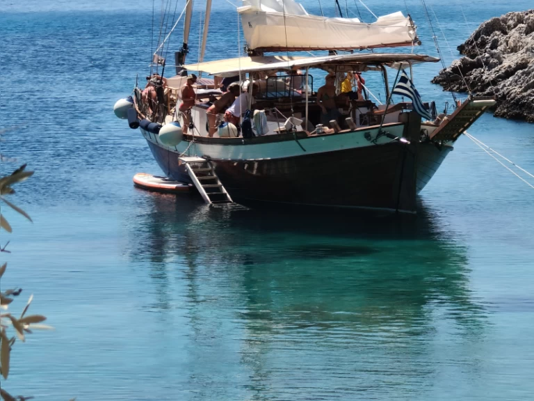 Noleggiare una  Trehantiri a Skópelos