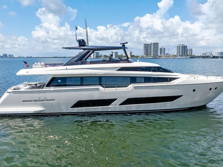 Noleggiare una Ferretti THE BRASS RING a Fort Lauderdale