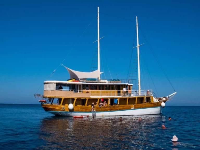 Noleggio Yacht di lusso con o senza skipper  Custom Built Aluminum Cutter a Croazia