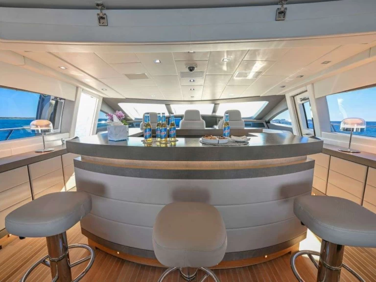 Noleggio barche Mangusta TOTAL a Paradise Island su Samboat