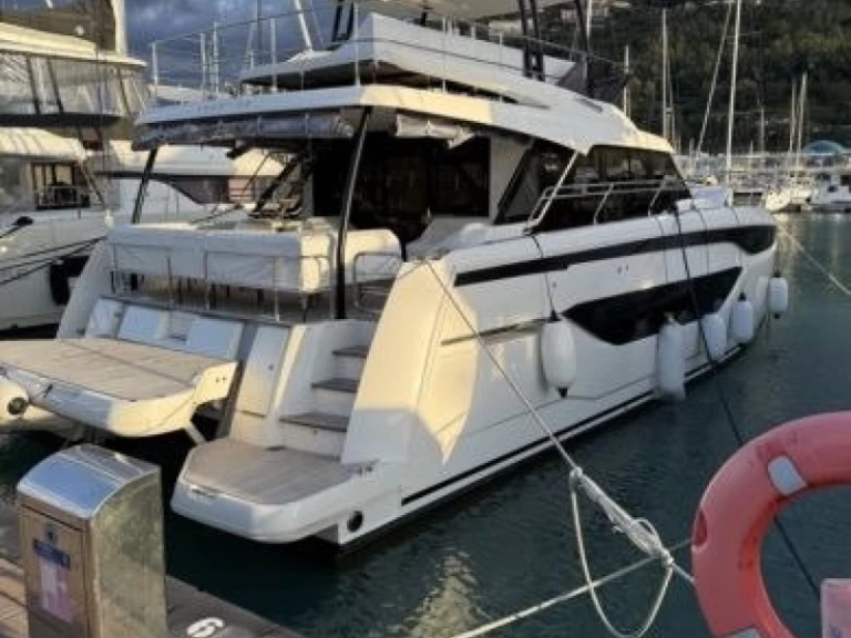 Prestige Prestige M48 da affittare a  Capo d'Orlando