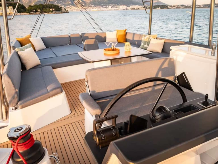 Yacht di lusso a noleggio a Isole Vergini Britanniche al miglior prezzo