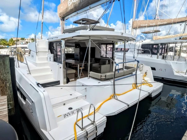 Noleggiare una Bali Bali 4.2 a Nassau