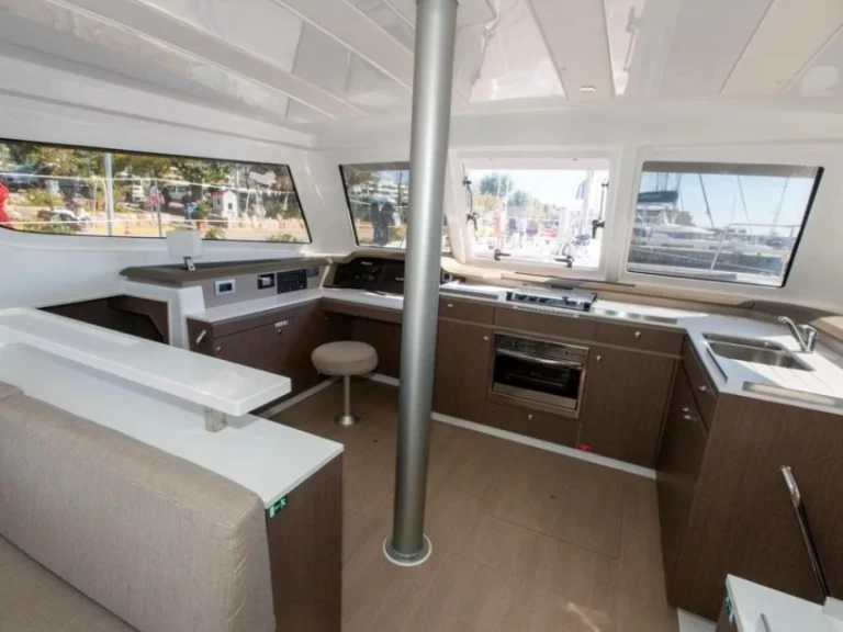 Noleggio Catamarano con o senza skipper Bali a Ligia