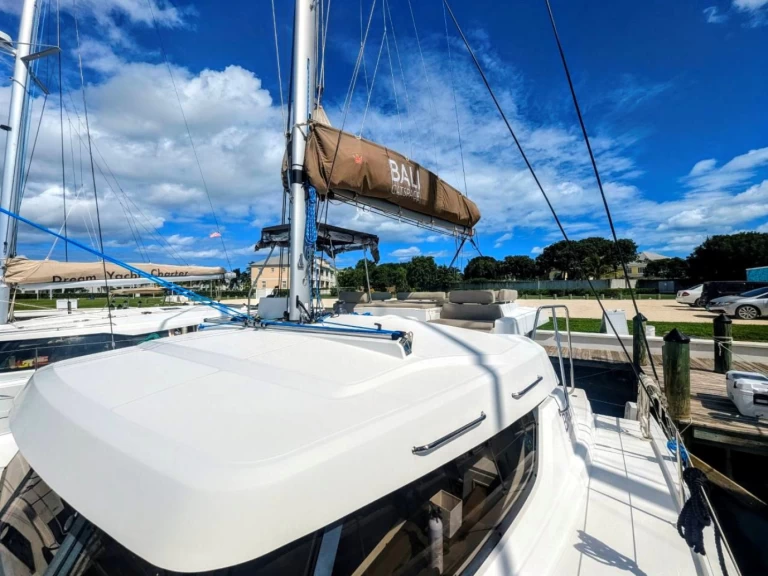 Noleggio Catamarano a Nassau – Bali Bali Catspace Voile