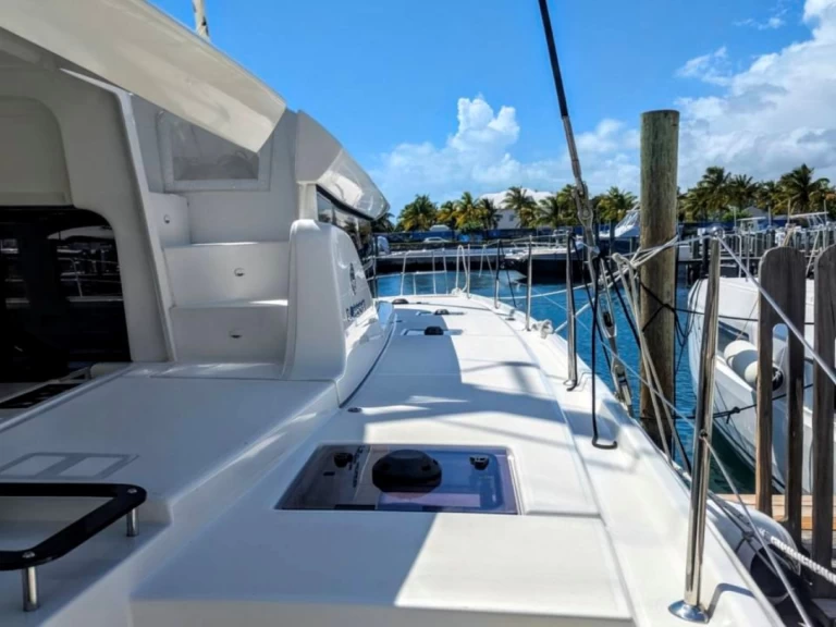 Noleggio Catamarano a Nassau – Lagoon Lagoon 46