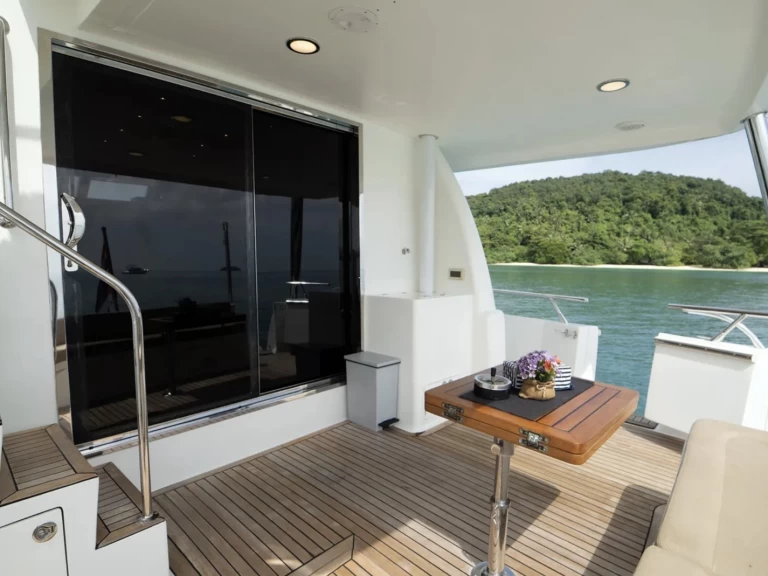 Noleggio Yacht di lusso a Phuket (City) – Jawsss Activa 5800