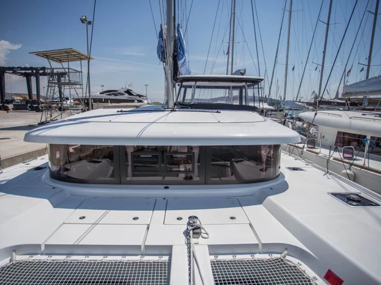 Noleggio barche Álimos economico Lagoon 42