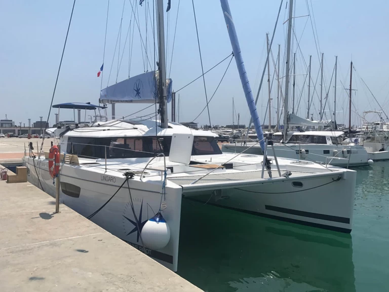 Noleggio a Álimos – Fountaine Pajot Saba 50 su SamBoat